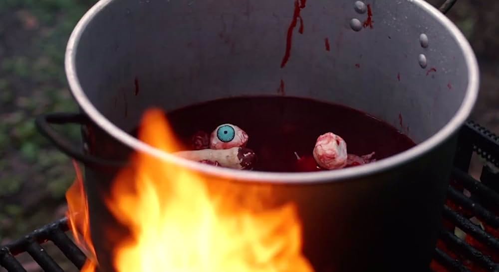 Naked Cannibal Campers（原題）の画像