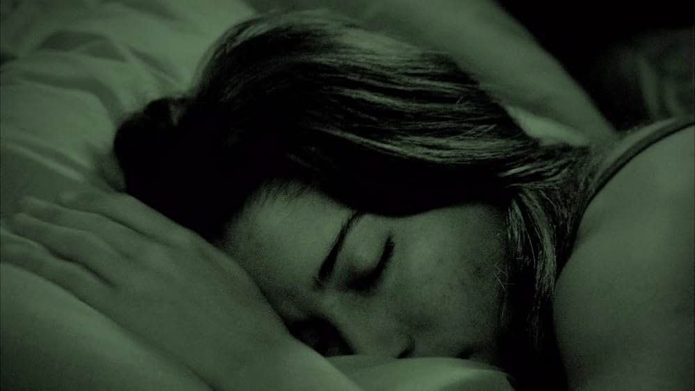 覗かれる女の画像