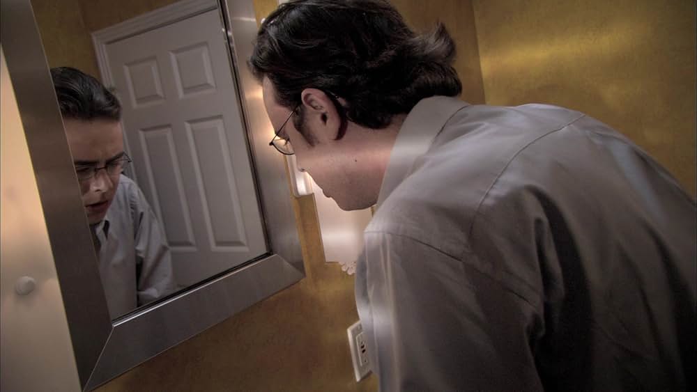 覗かれる女の画像