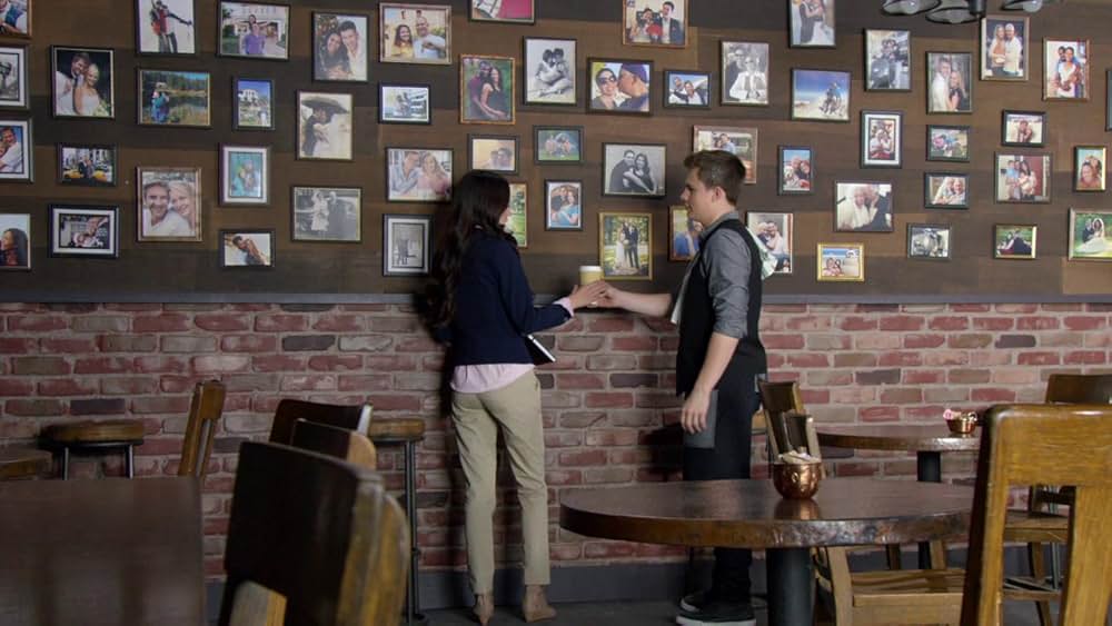 ブリミング・ウィズ・ラブ 幸せを呼ぶカフェの画像