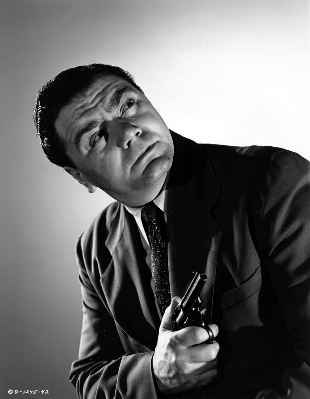 闇の波止場の画像