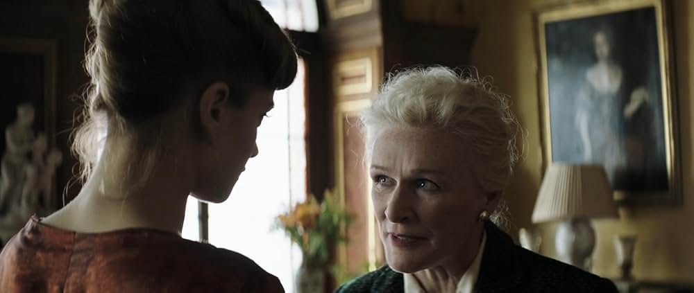 アガサ・クリスティー ねじれた家の画像