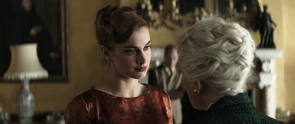 アガサ・クリスティー ねじれた家の画像