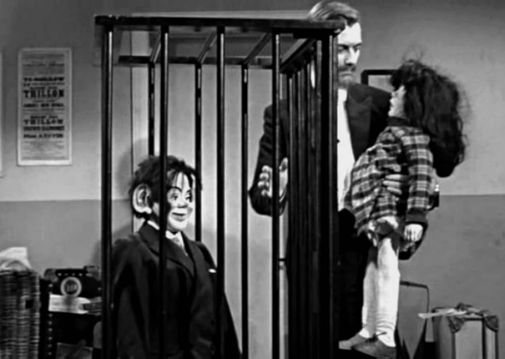 Devil Doll（原題）の画像