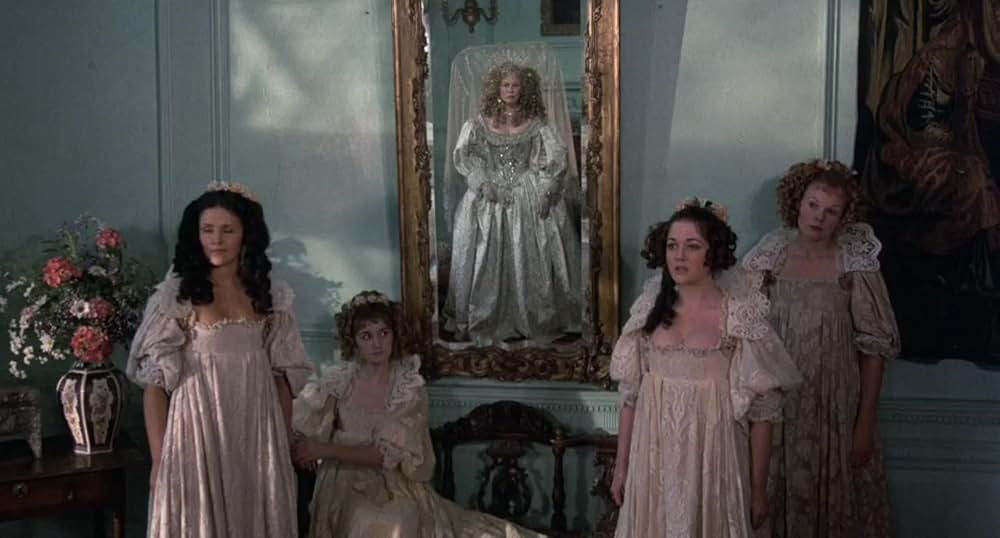 二つの顔の貴婦人の画像