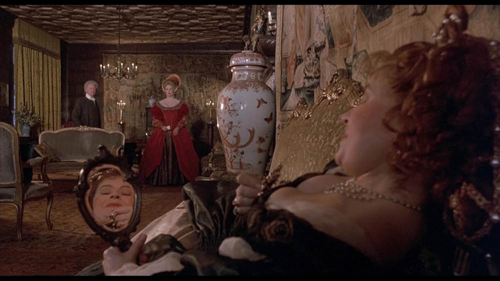 二つの顔の貴婦人の画像