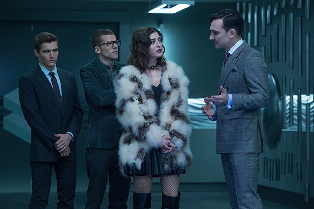 「グランド・イリュージョン 見破られたトリック」リジー・キャプラン & ジェシー・アイゼンバーグ & ヘンリー・ロイド＝ヒューズ & デイブ・フランコの画像