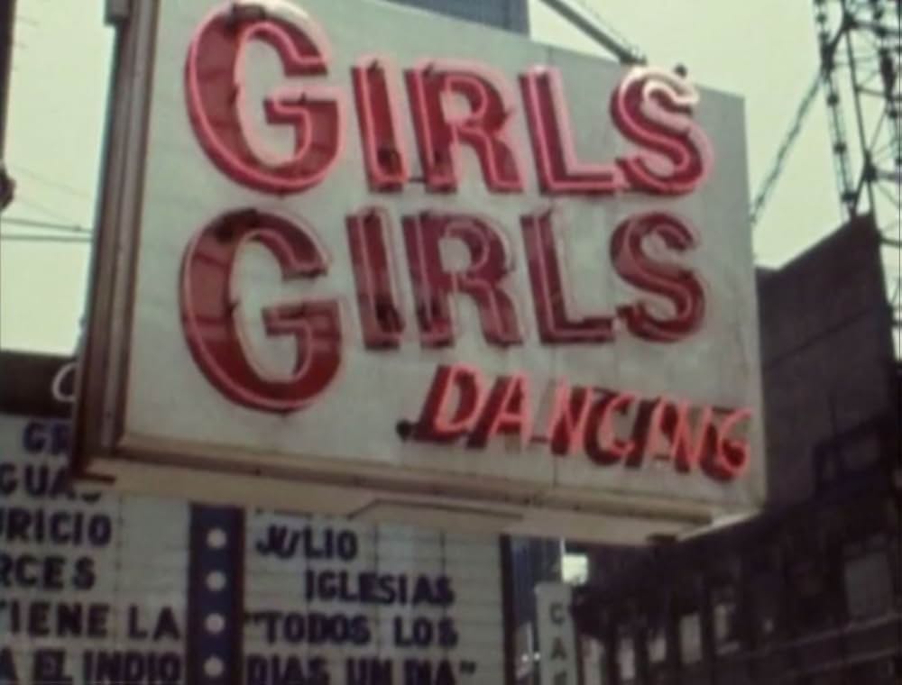 エニバディズ・ウーマンの画像