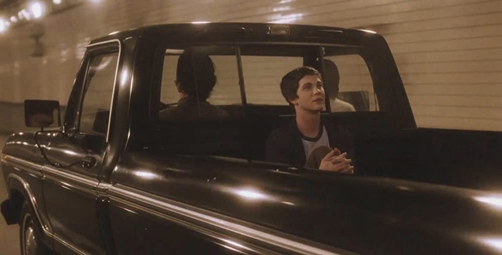 「ウォールフラワー」ローガン・ラーマンの画像