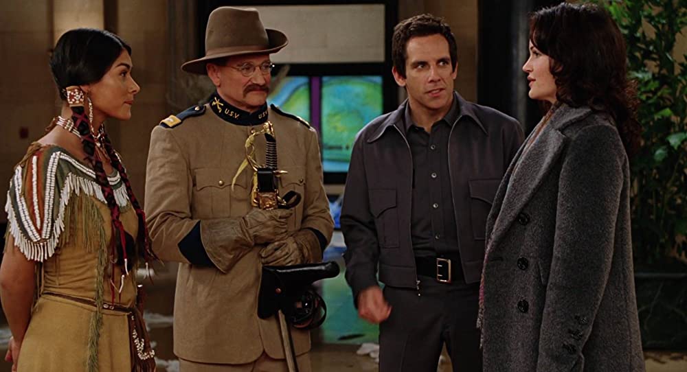 「ナイト ミュージアム」ロビン・ウィリアムズ & カーラ・グギーノ & ベン・スティラー & ミズオ・ペックの画像