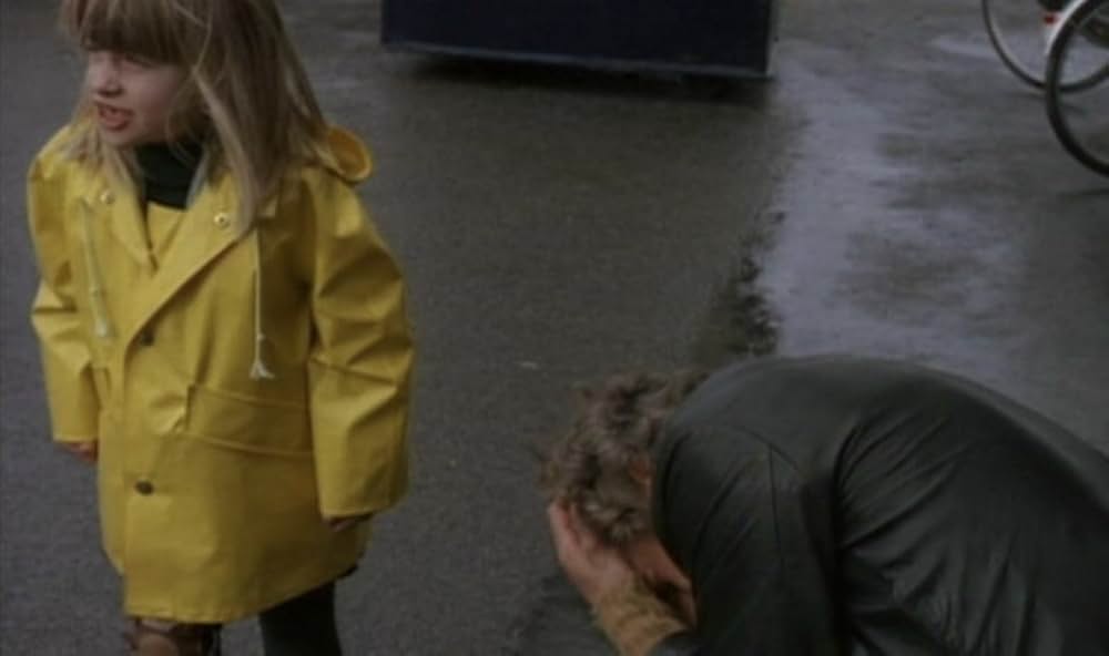 A Day at the Beach（原題）の画像