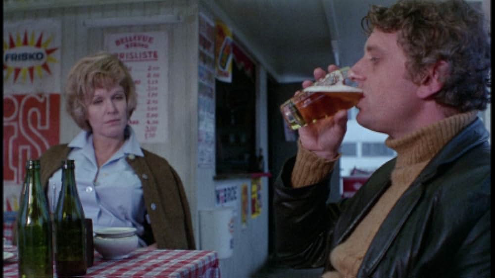 A Day at the Beach（原題）の画像