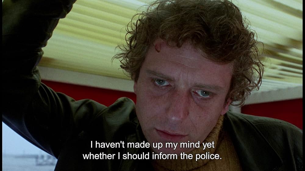 A Day at the Beach（原題）の画像