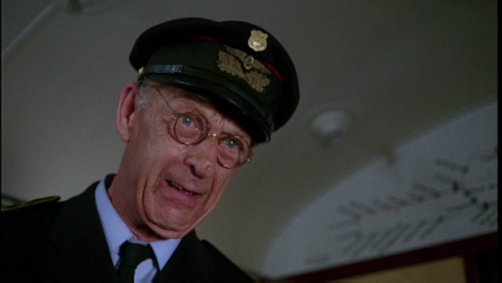 A Day at the Beach（原題）の画像