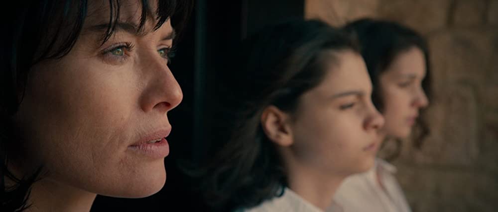 「パージ」レナ・ヘディ & マックス・バークホルダー & アデレイド・ケインの画像