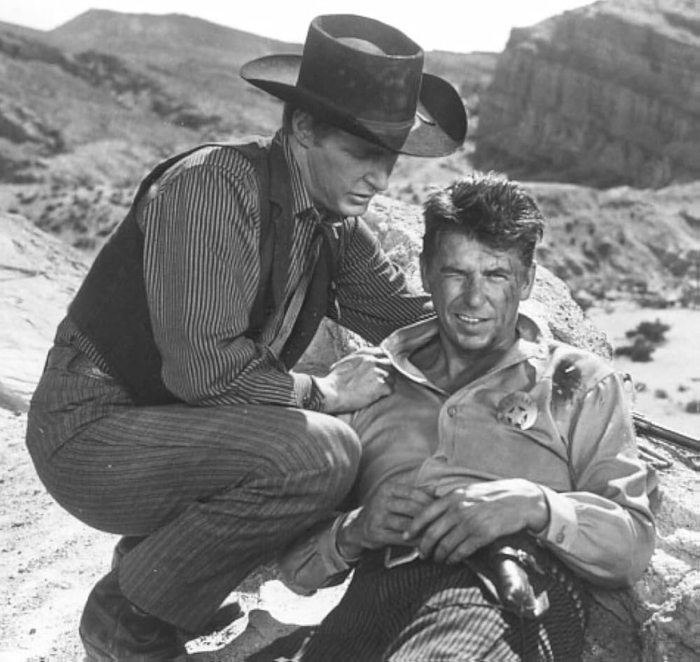 決闘の町の画像