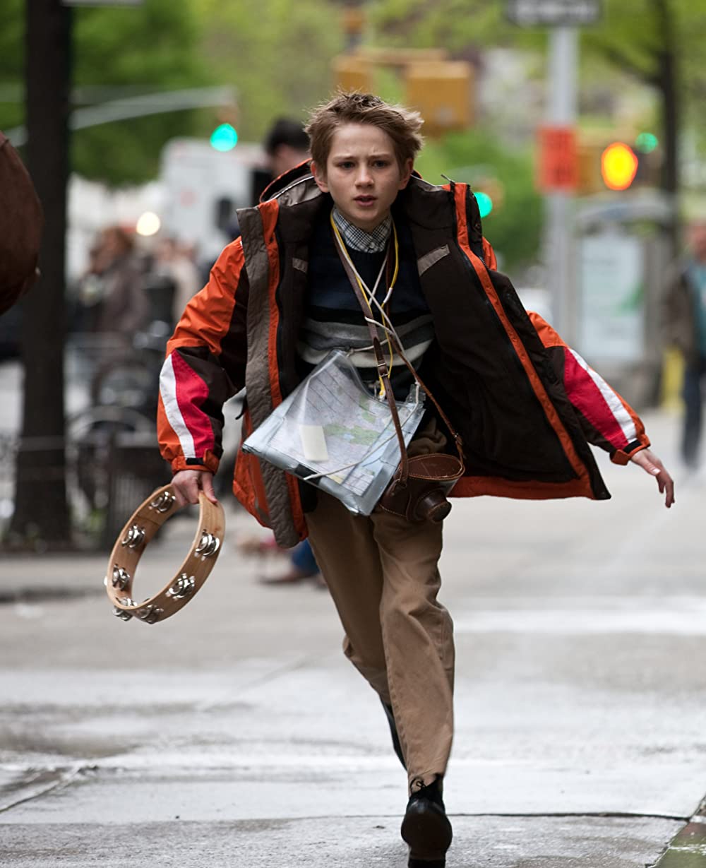 ものすごくうるさくて、ありえないほど近いの画像