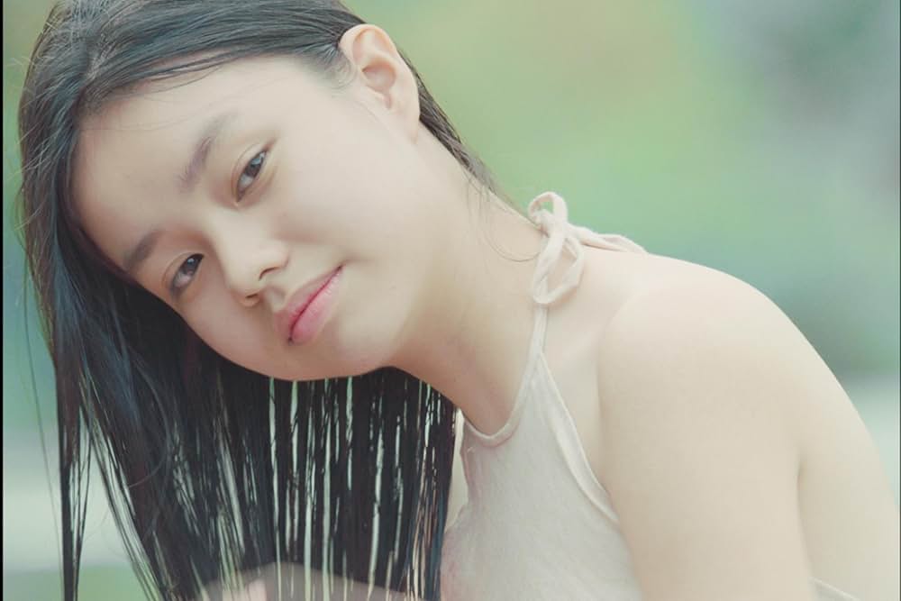 第三夫人と髪飾りの画像