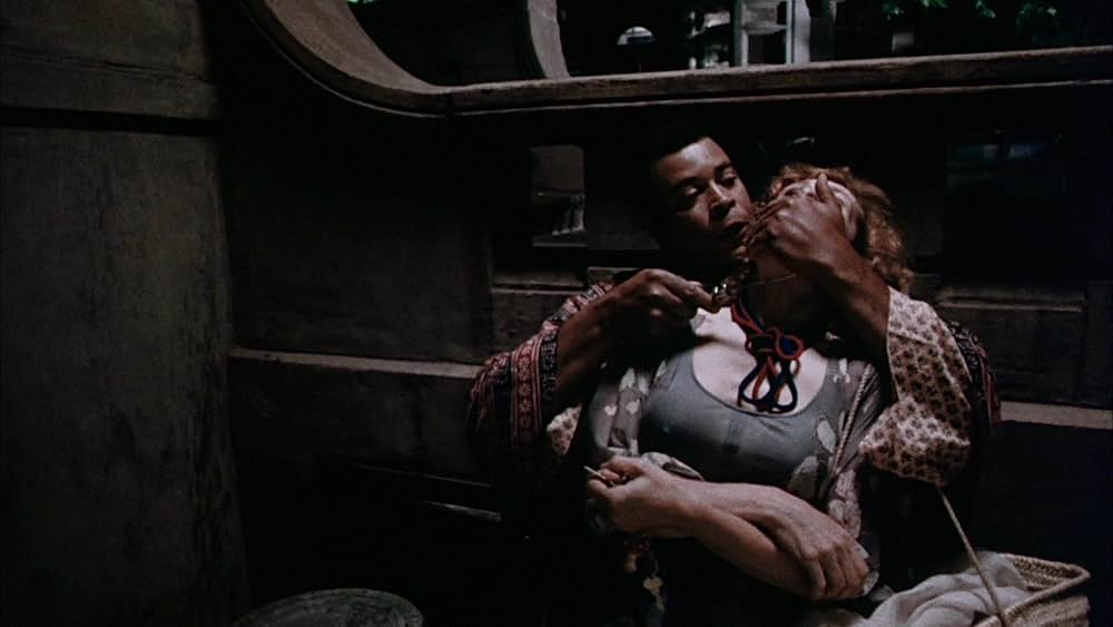 スキャンダル・美女襲撃現場の秘密の画像