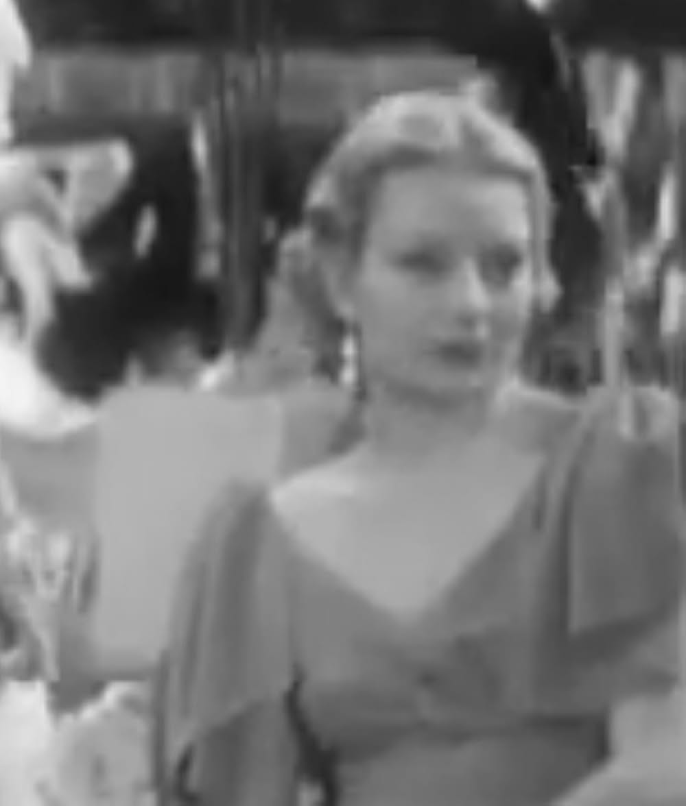 フィメールの画像