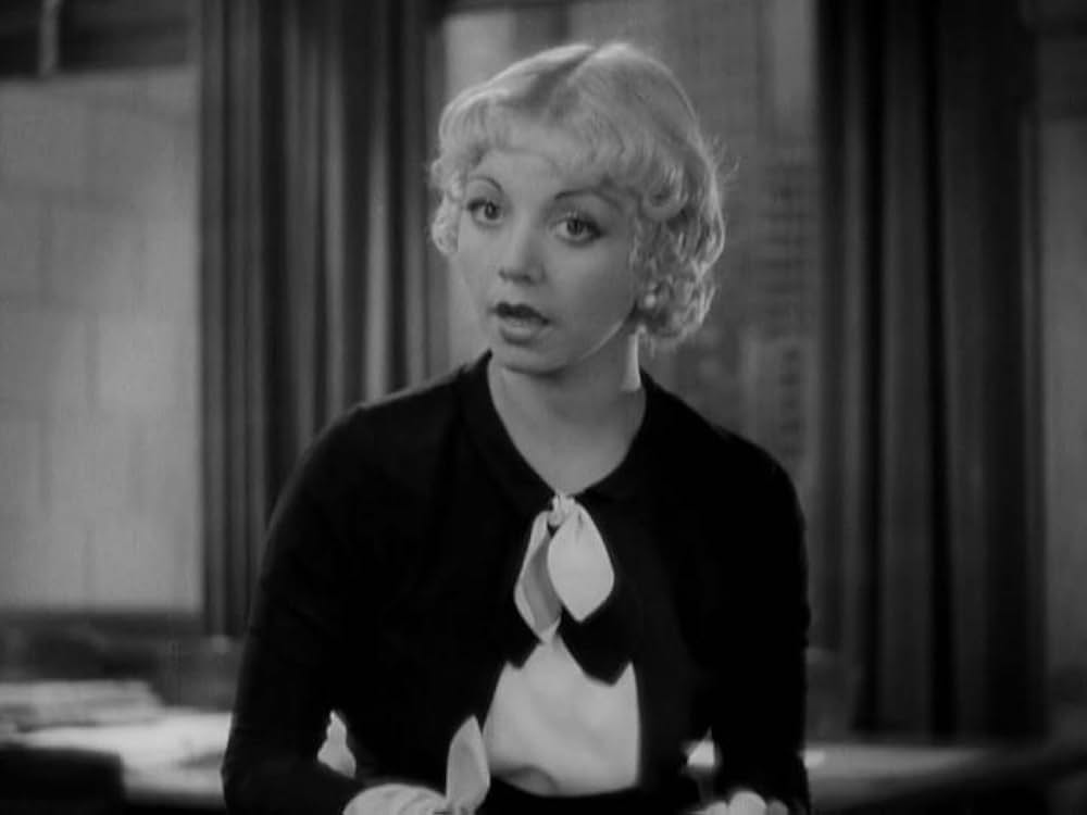 従業員通用口の画像