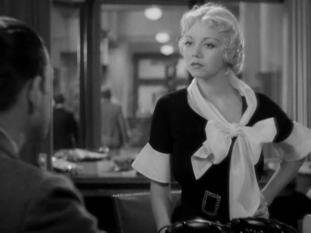 従業員通用口の画像