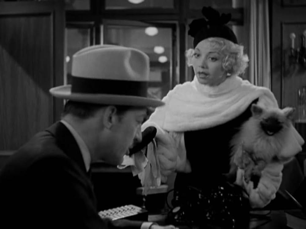 従業員通用口の画像