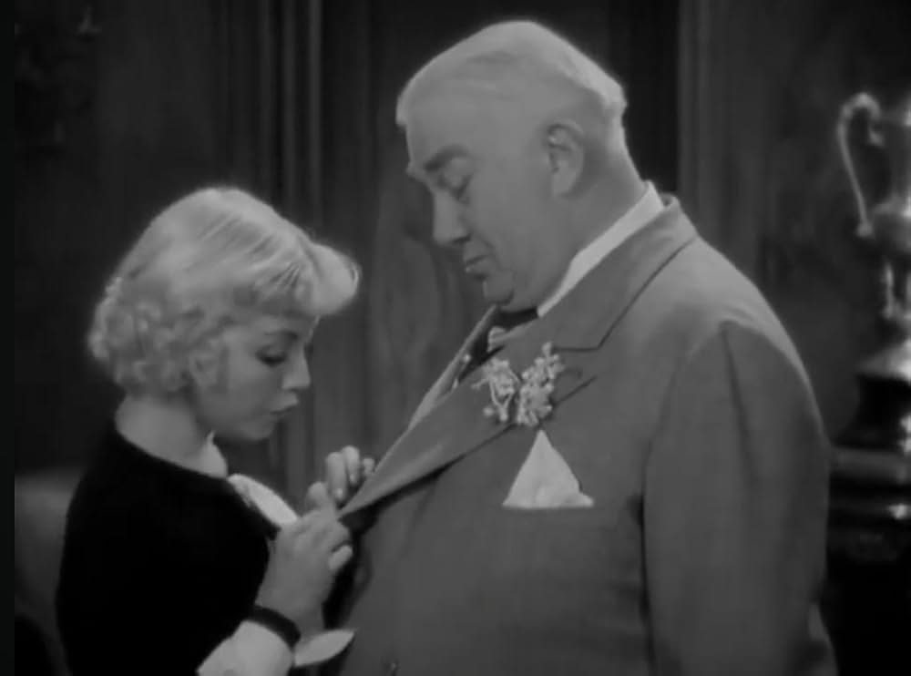 従業員通用口の写真