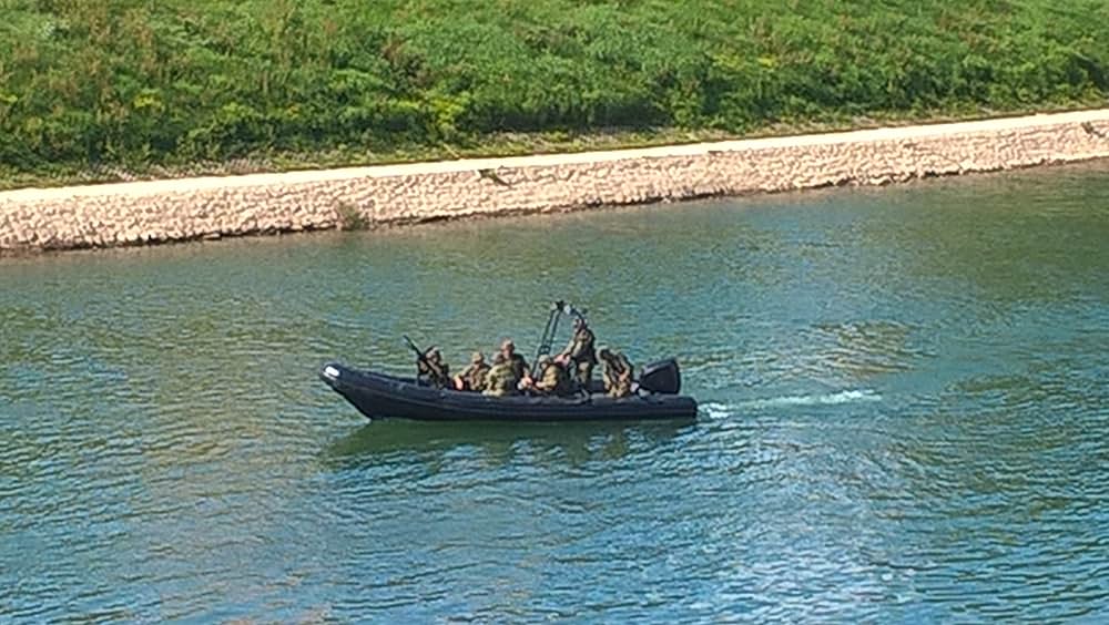 ネイビーシールズ ナチスの金塊を奪還せよ！の画像