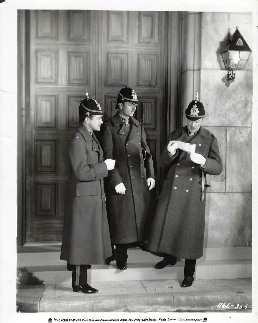 四枚の羽根の画像