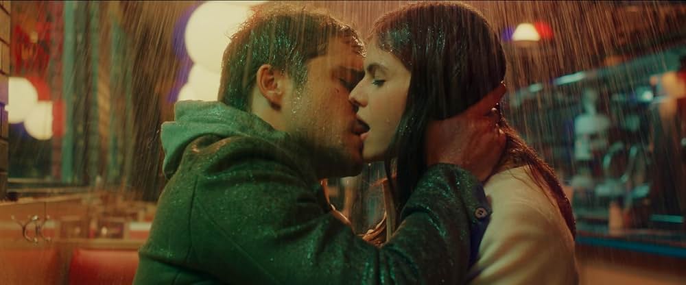 死ぬならドハデに銃撃戦での画像