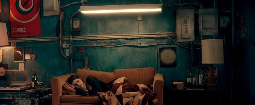 死ぬならドハデに銃撃戦での画像