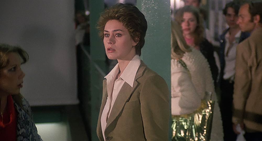 ホテル <ノーカット完全版>の画像