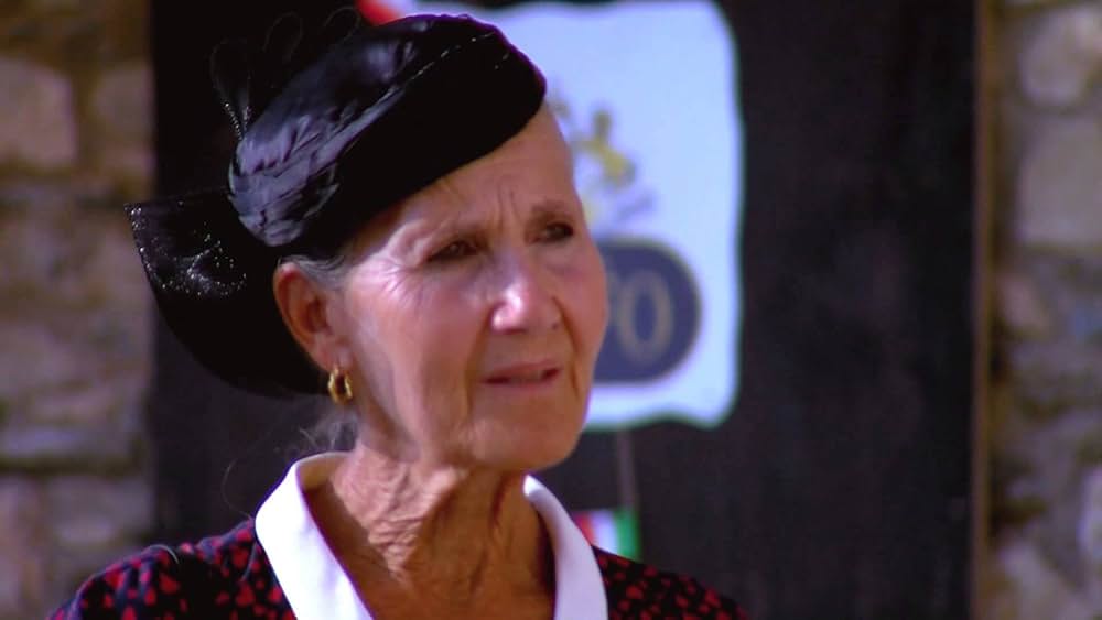 仕立て屋の妻の画像