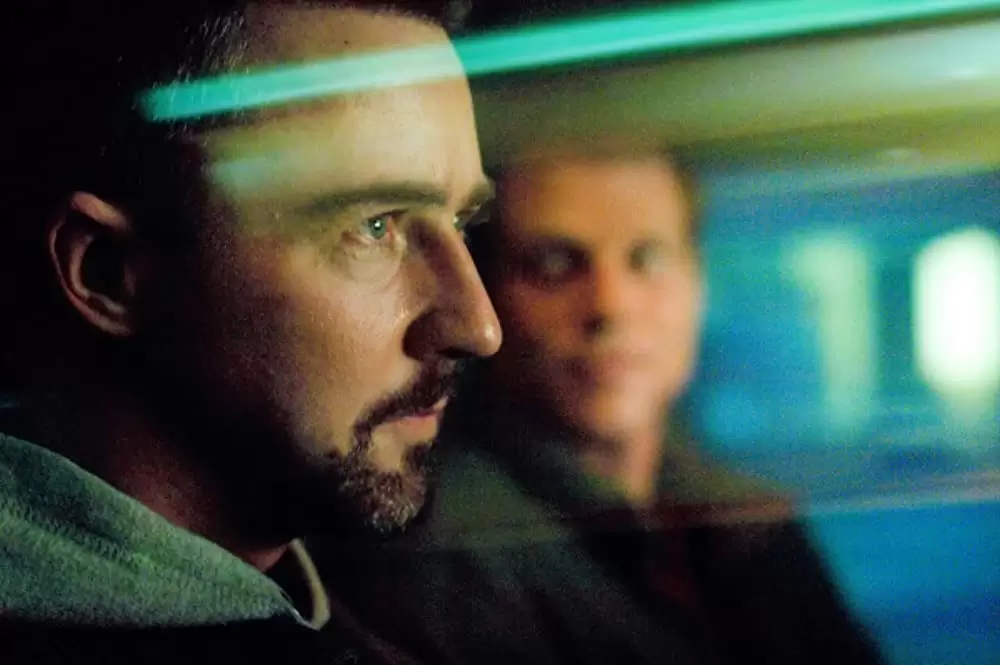 「プライド&グローリー」ノア・エメリッヒ & エドワード・ノートンの画像