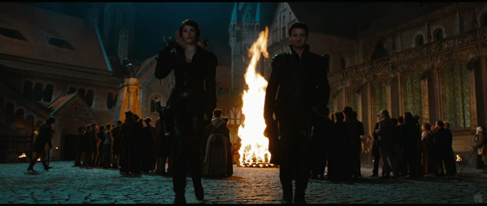 「ヘンゼル&グレーテル」ジェレミー・レナー & ジェマ・アータートンの画像