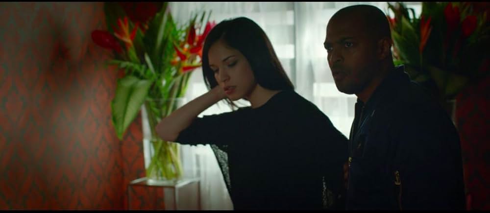 アノマリーの画像