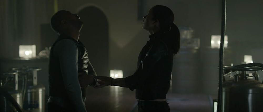 アノマリーの画像