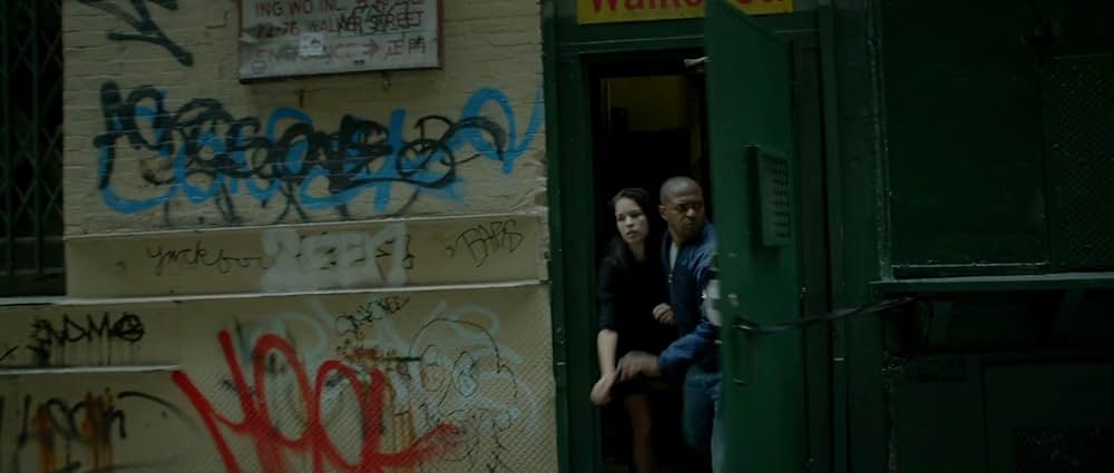 アノマリーの画像