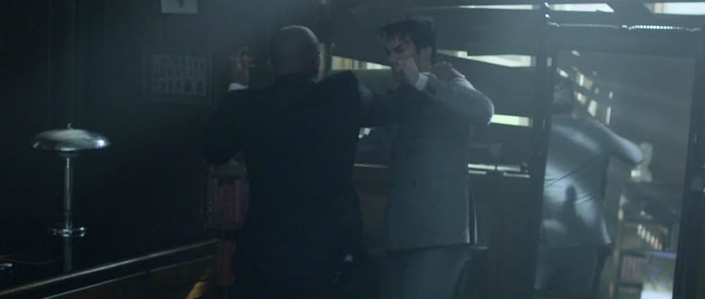 アノマリーの画像