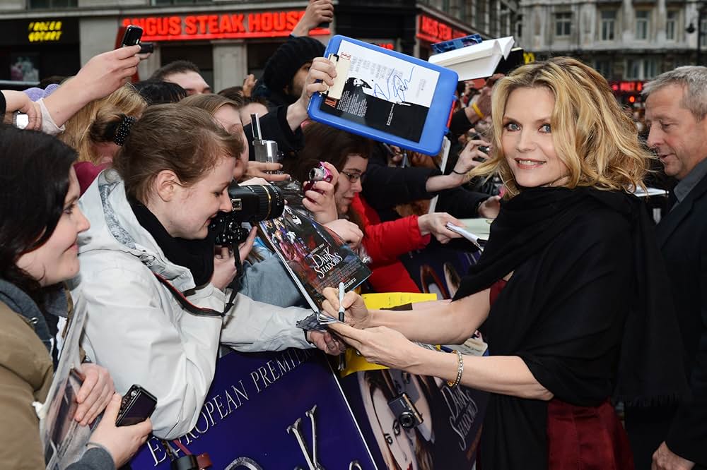 ダーク・シャドウの画像