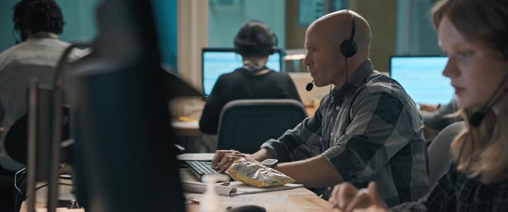 リレー : 声なき仲介者の画像