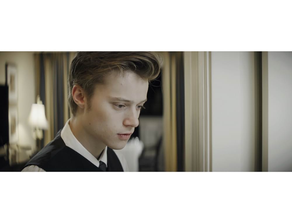 ノット・ミーの画像