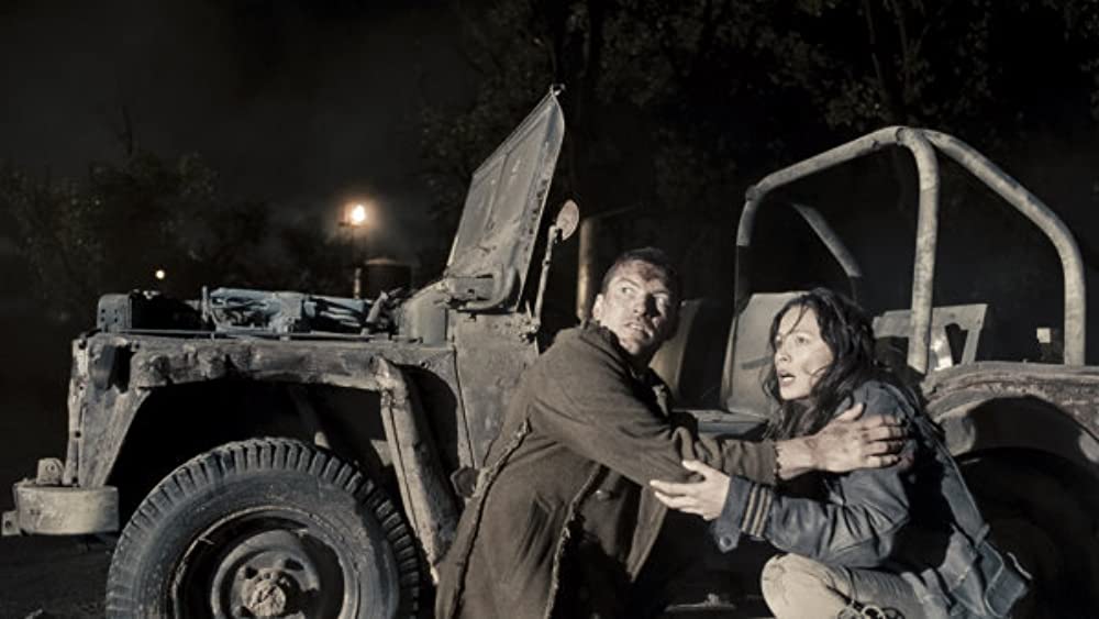 「ターミネーター4」サム・ワーシントン & ムーン・ブラッドグッドの画像