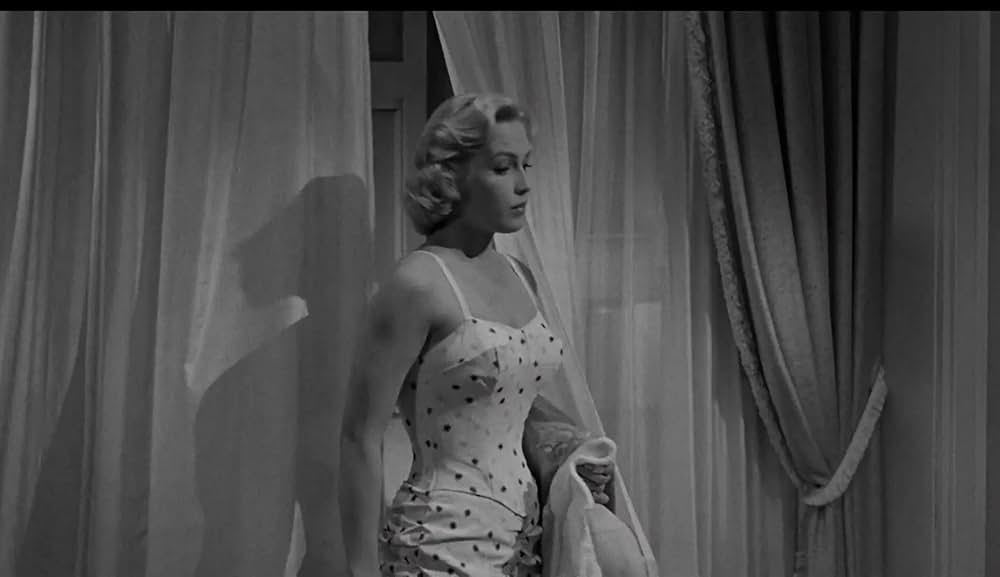 半魚人我らの中を往くの画像