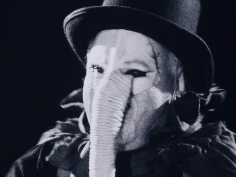 The Twentieth Century（原題）の画像