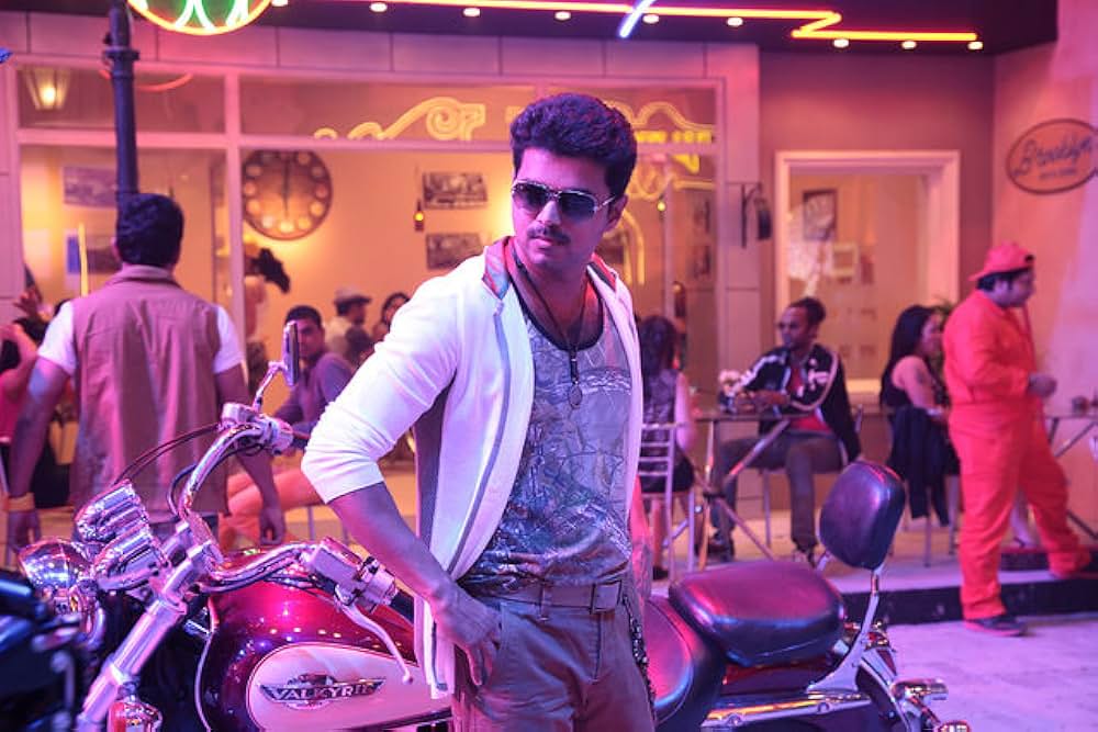 カッティ 刃物と水道管の画像