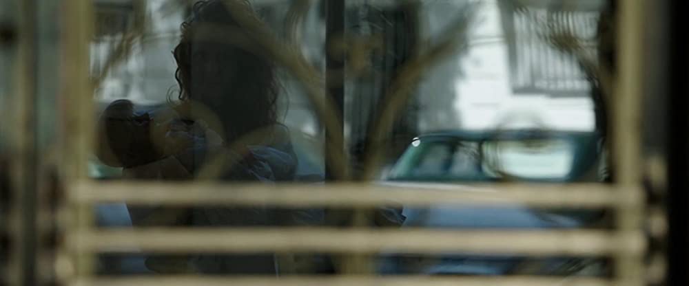 アナベル 死霊館の人形の画像