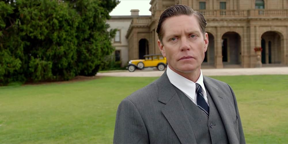 Miss Fisher and the Crypt of Tears（原題）の画像