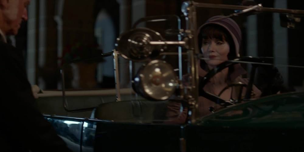 Miss Fisher and the Crypt of Tears（原題）の画像